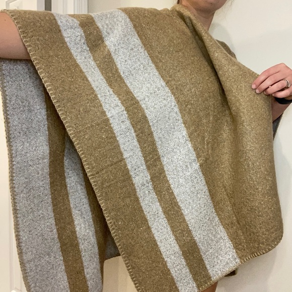 Goodnight Macaroon Tan and White Shawl Wrap - Picture 3 of 6